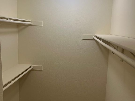 4th image of 1608 Fan Bay Pl Unit E
