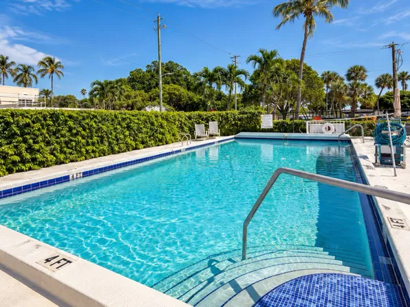 101 S Golfview Rd APT 5, Lake Worth, FL 33460