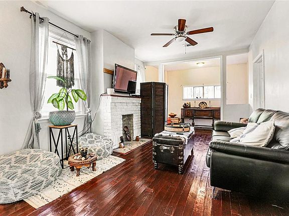 5th image of 5436 Marais St