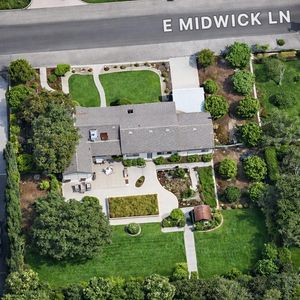 5812 E Midwick Ln, Fresno, CA, 93727