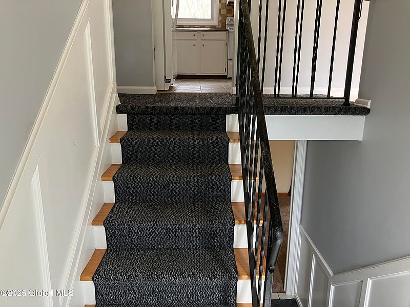 3rd image of 12 Mcintosh Lane