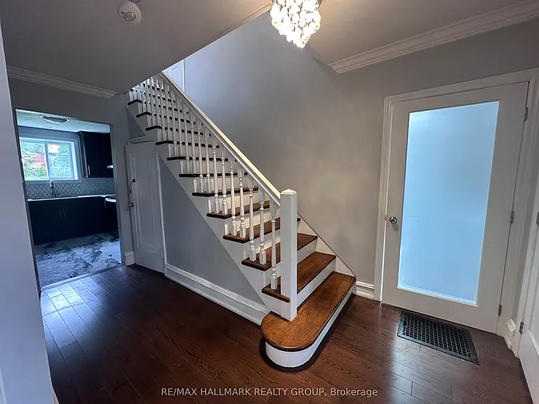 205 Blackburn Ave — Photo 3