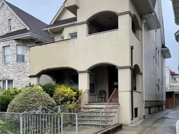 8305 20th Ave, Brooklyn, NY 11214