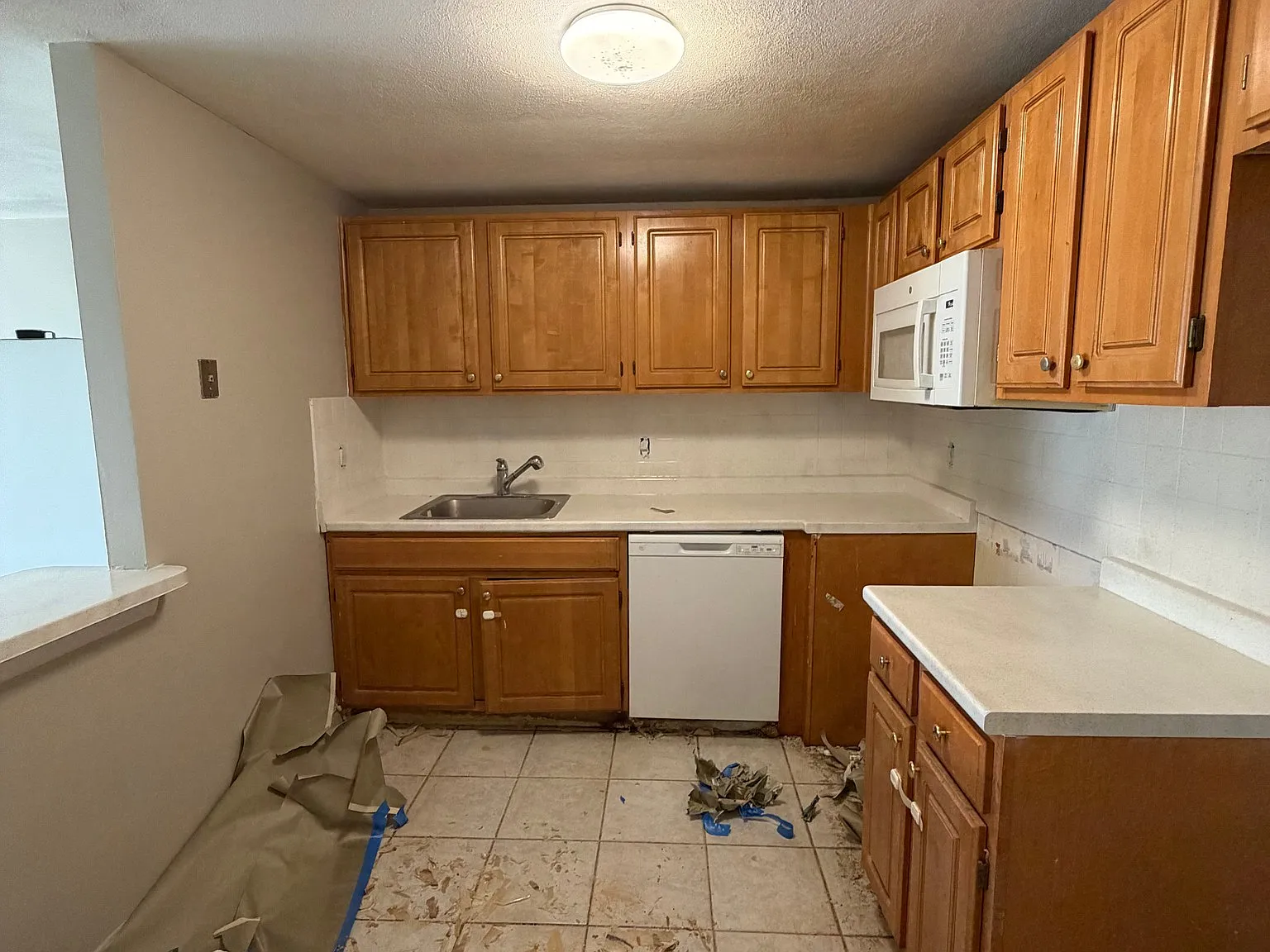 2 bed, 2.0 bath, $2,395 — Photo 2