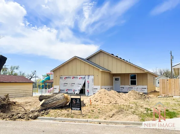 905 Walnut St, Deerfield, KS 67838