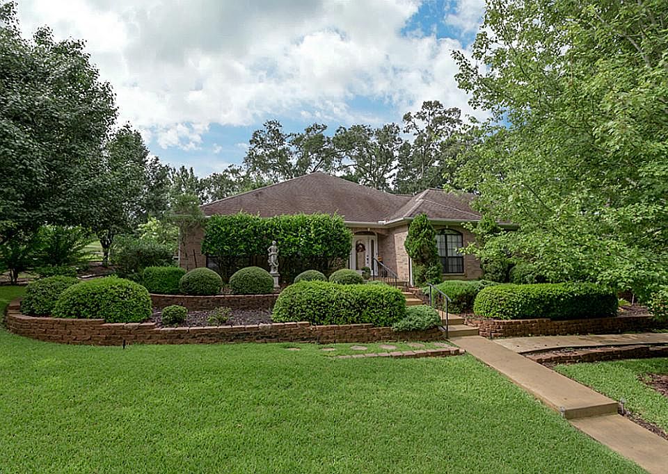 495 Cherry Hills
