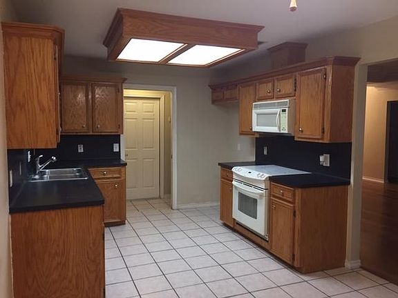 2nd image of 7010 Eldora Dr