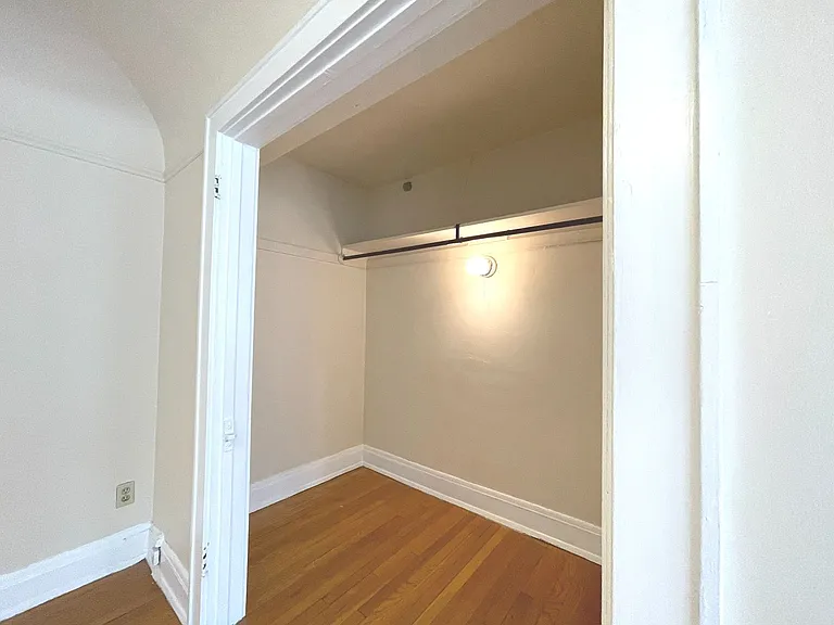 1315 Cass — Photo 24