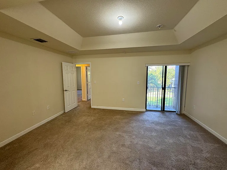 22411 SW 88th Pl #14-26 — Photo 21