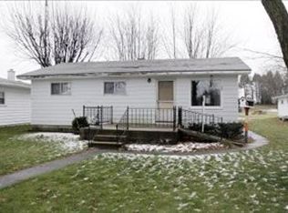 23222 Van Resort Dr, Mendon, MI 49072