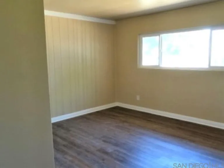 826 Birch Ave — Photo 3