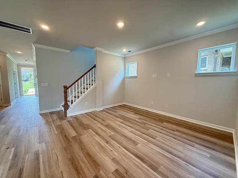 Middle Springs Ln — Photo 12