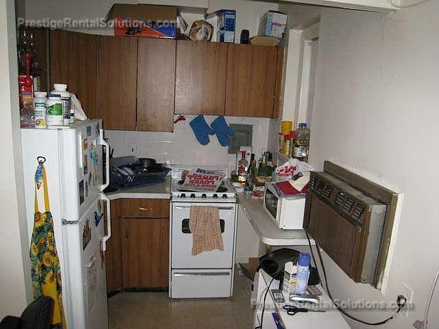 2nd image of 2018 Commonwealth Ave APT 33