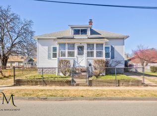 62 Jennings St, Chicopee, MA 01020