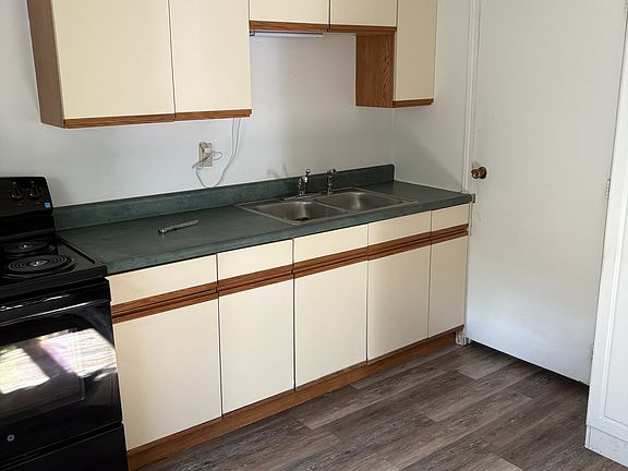 4th image of 918 Flanders Rd APT 6