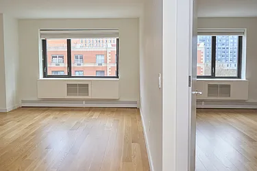 1330 5th Avenue, #6J