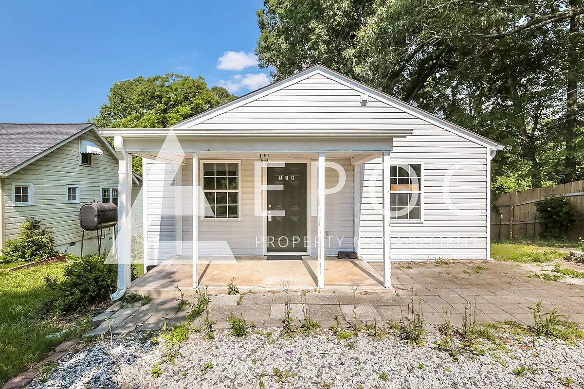 314 Sunset Dr — Photo 1