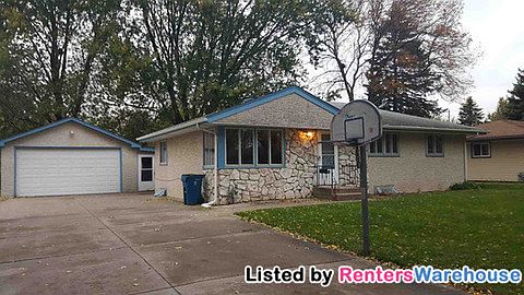 5972 6th St NE, Fridley, MN 55432 | Zillow