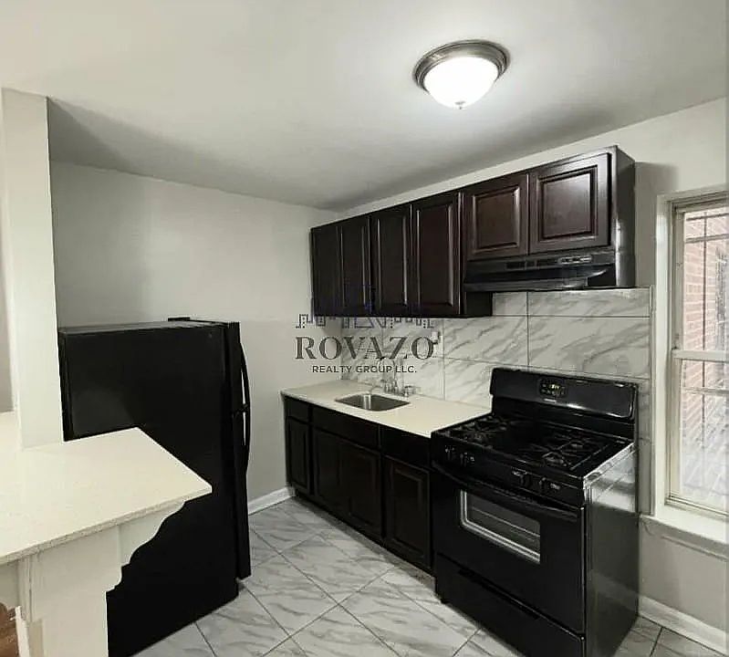 1st image of 67 Lincoln Ave #3FA