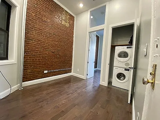 Rented by Bruma Realty LLC | media 1
