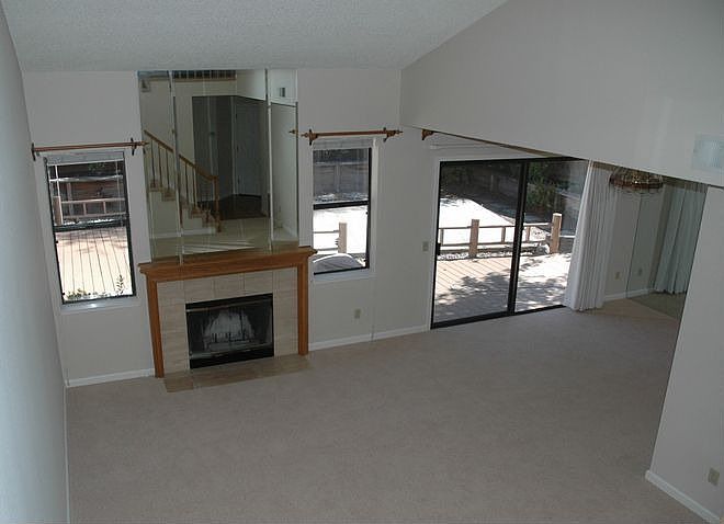 2nd image of 115 Bridgeside Cir