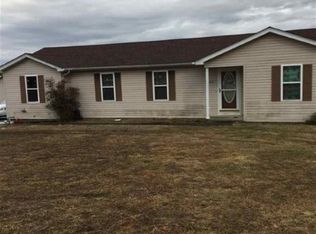 242 Rolling Hills Est, Glasgow, KY 42141