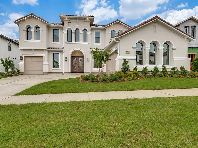 11870 Cherrydale Dr — Photo 2
