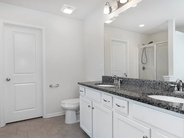 4467 Dover Ct — Photo 15