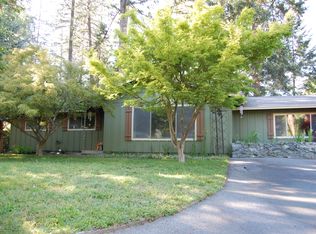322 Verna Ln, Grants Pass, OR 97527