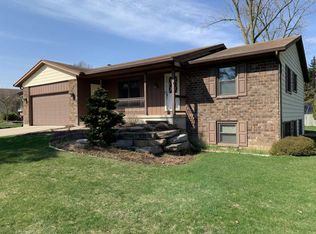 3799 Basswood Dr SW, Grandville, MI 49418