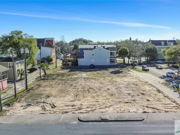 1210 Drayton Street, Savannah, GA 31401