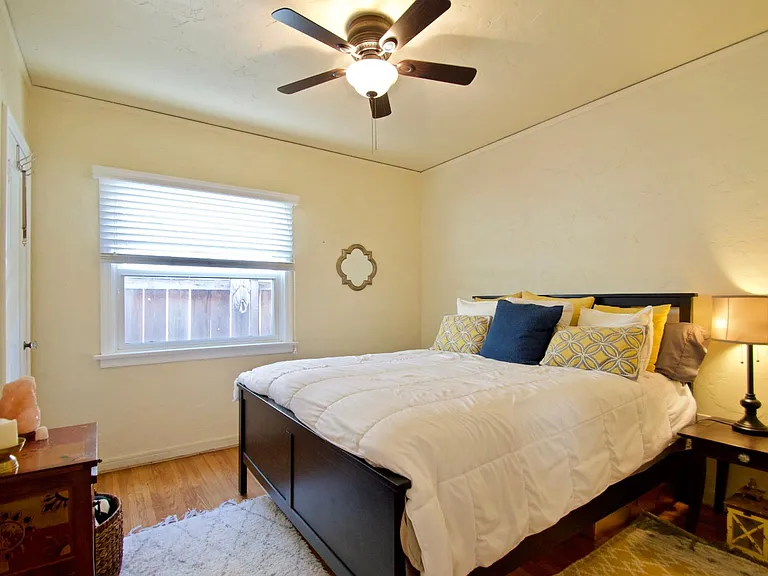 4770 Bancroft St — Photo 11