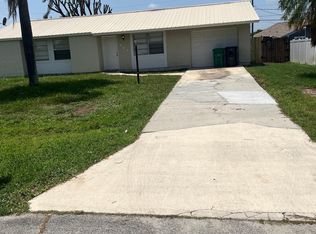 969 SW Whittier Ter, Port Saint Lucie, FL 34953