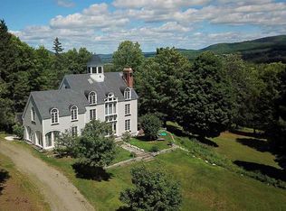 410 S Pitkin Rd, Craftsbury Common, VT 05827