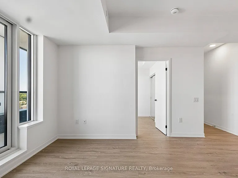 2495 Eglinton Ave W #908 — Photo 10