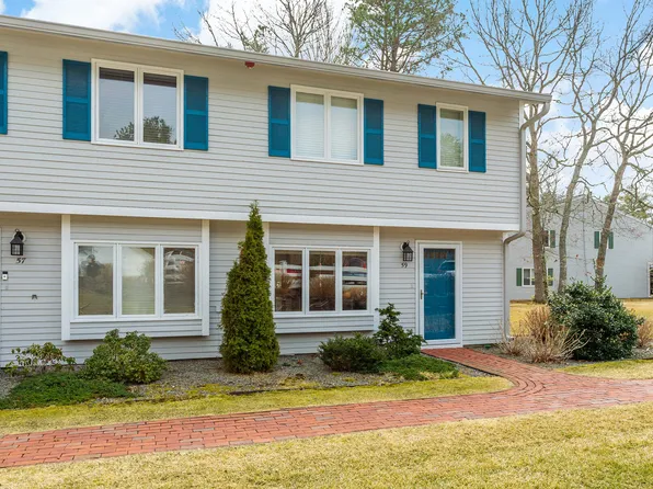 174 Lowell Road #E59, Mashpee, MA 02649
