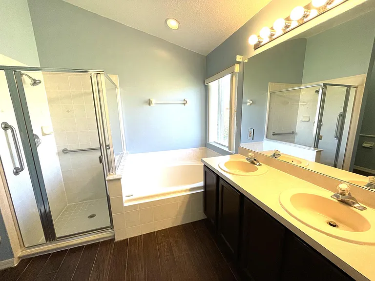 1600 Tailfeather Ct — Photo 16