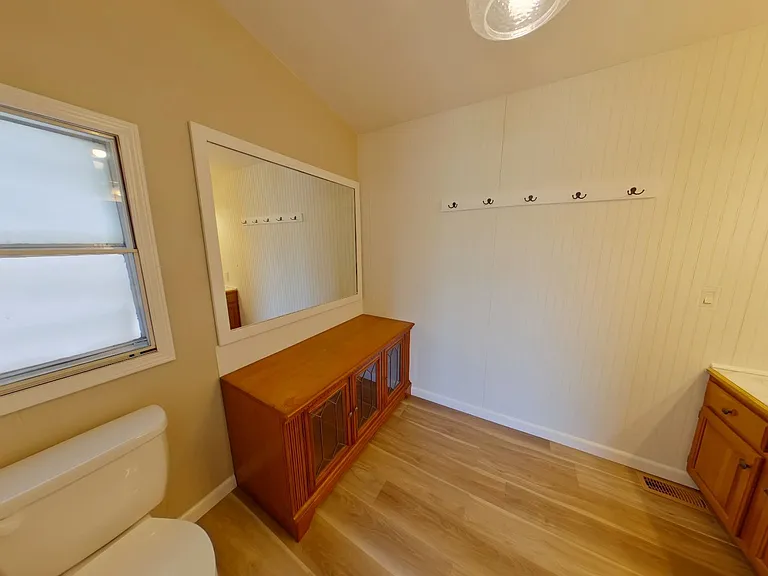 2320 E Macarthur Rd #A37 — Photo 11