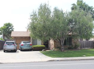 831 Vineyard Rd, San Marcos, CA 92069