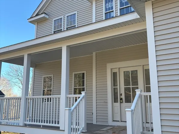 26 Cliff St, Plymouth, MA 02360