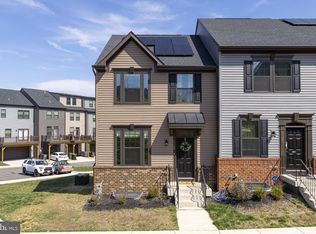 1128 Spur Ln, Fredericksburg, VA 22401
