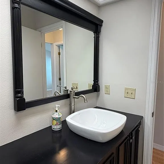 3727 Dunwich Ave — Photo 22