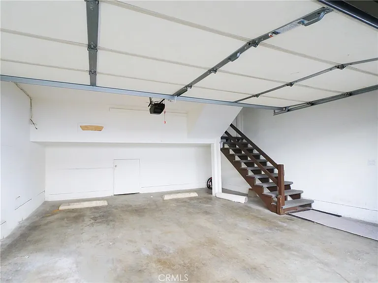405 2nd St — Photo 23