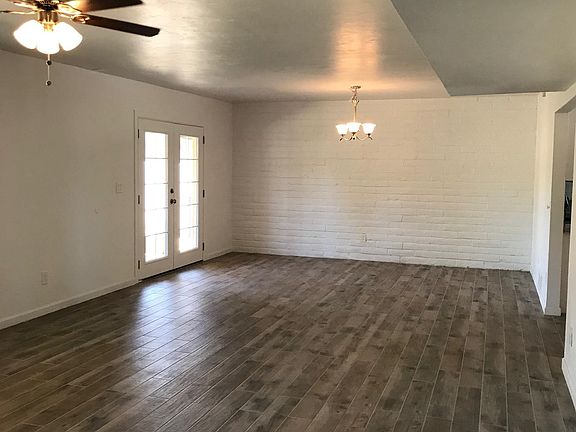 Family Room Dining Room