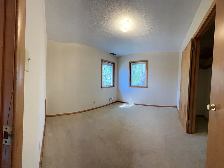613 Watkins St — Photo 4