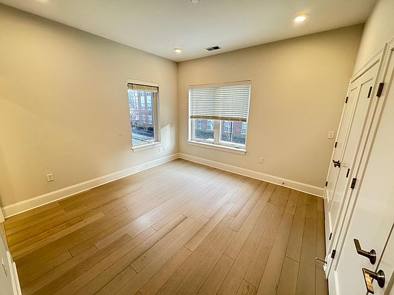 4th image of 95 Fawcett St #408