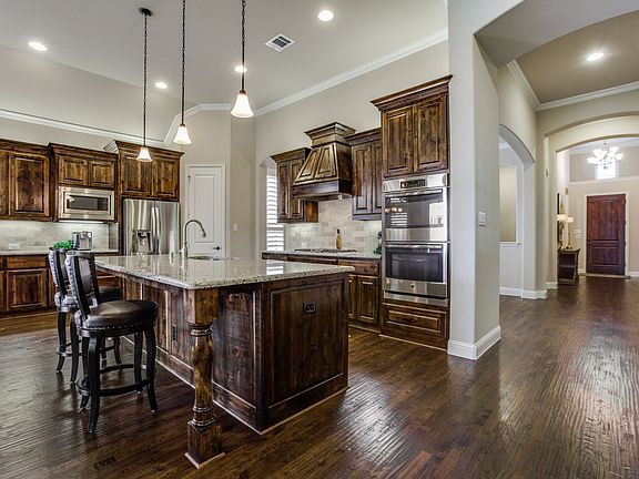 5th image of 500 Cypress Garden Dr