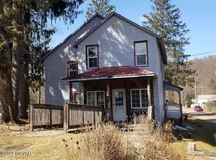 15 Flat St, Lopez, PA 18628