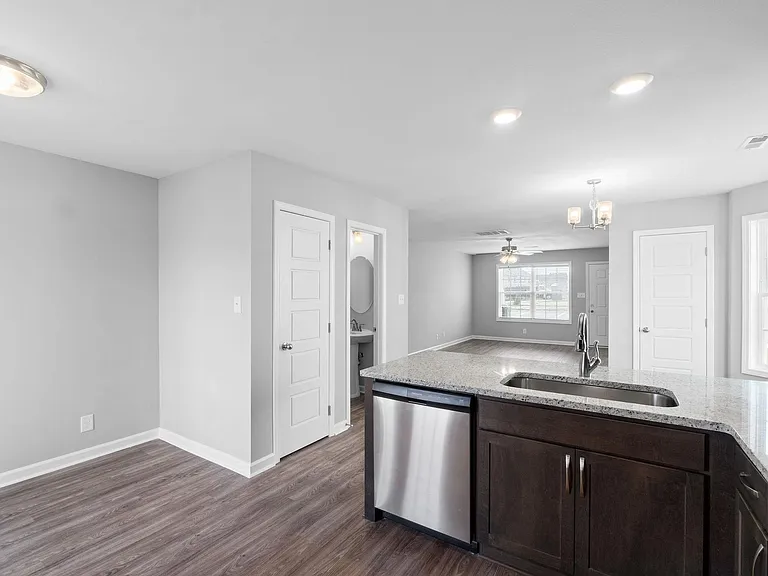 645 Stowe Ct #K — Photo 19