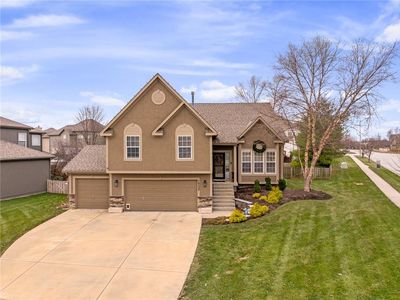 16524 S Lind Rd, Olathe, KS, 66062